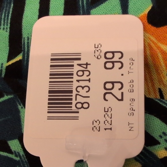 NWT Nickelodeon SpongeBob Black/Yellow/Green Button Down Hawaiian Shirt, XL - Picture 8 of 8